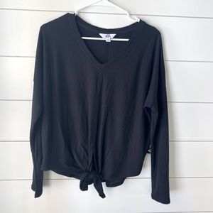 Cute Joy Lab top with little knot on bottom. Never worn!